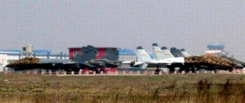 網上流傳的殲15戰機照片。