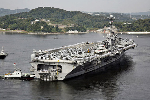 長駐日本的美國海軍“喬治·華盛頓”號航母。