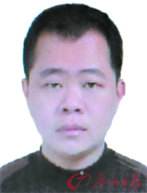 黃偉江：揭陽市交警支隊惠來高速公路大隊民警，普寧市人，剛調入沒幾個月