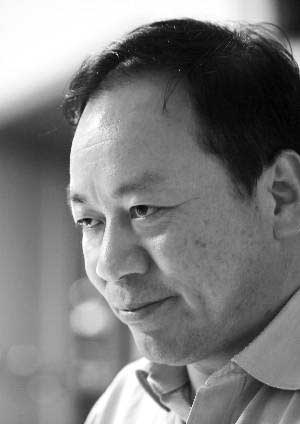 王克勤 中國經濟時報高級記者，2002年度中國傳媒杰出人物，2003年中國十大維權人物，代表作《山西疫苗亂象調查》）