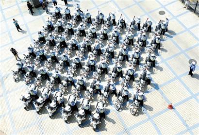 青島交警配發300輛新摩托 最高時速可達160公里