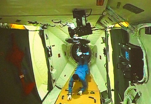 地上1天 天宮航天員經歷16天 地上1天 天宮航天員經歷16天