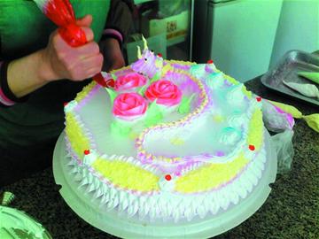 生日蛋糕寸按英寸算成潛規 直徑26厘米變18厘米 生日蛋糕寸按英寸算成潛規 直徑26厘米變18厘米