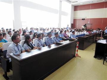 物業(yè)公司與百名居民對(duì)簿公堂 物業(yè)公司與百名居民對(duì)簿公堂