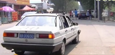 青島新手碰壞車把手駕校要價2千5 考試被封殺 青島新手碰壞車把手駕校要價2千5 考試被封殺