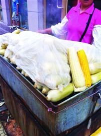 青島街頭美容玉米超香甜因添香精 一鍋只需一瓶蓋 青島街頭美容玉米超香甜因添香精 一鍋只需一瓶蓋