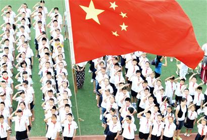 新學期青島義務教育進入全免費時代 新學期青島義務教育進入全免費時代