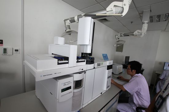 揭秘食品實驗室:毒奶粉轉基因物質全現形