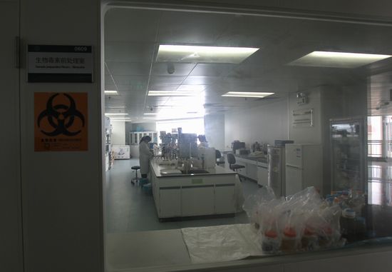 揭秘食品實驗室:毒奶粉轉基因物質全現形