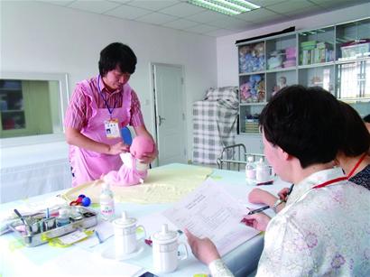 青島育嬰師大賽戰況火 青島育嬰師大賽戰況火