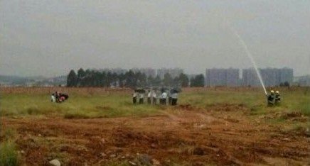 曝無德官員丑陋表演