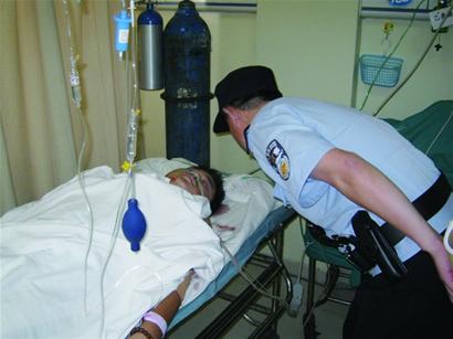 找工作遇挫抑郁男割喉 勃頸處鮮血噴涌 找工作遇挫抑郁男割喉 勃頸處鮮血噴涌