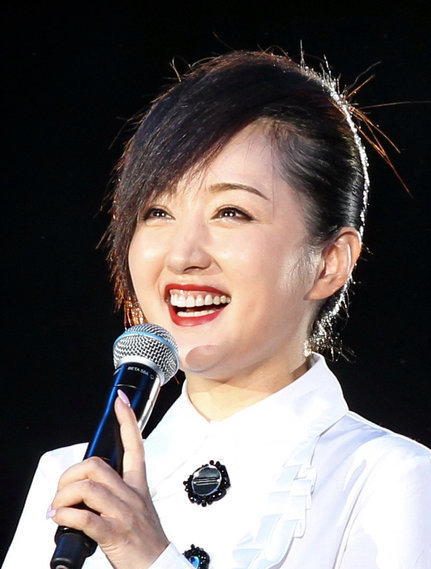 這些明星一笑就破功，囧死了