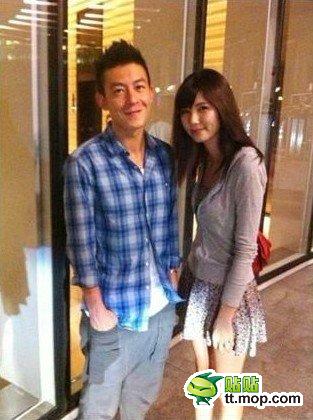 冠希哥淪陷 新歡賣萌自拍簡(jiǎn)直美爆