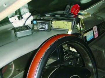 青島出租車裝跑得快乘客被宰 打車記住要發票 青島出租車裝跑得快乘客被宰 打車記住要發票