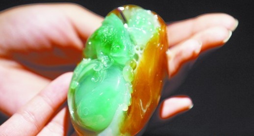 翡翠價格5位數起步全靠賣家喊 專家:就是石頭