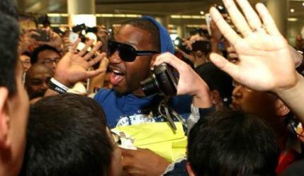 麥蒂來(lái)青收到球迷熱烈歡迎 麥蒂來(lái)青收到球迷熱烈歡迎