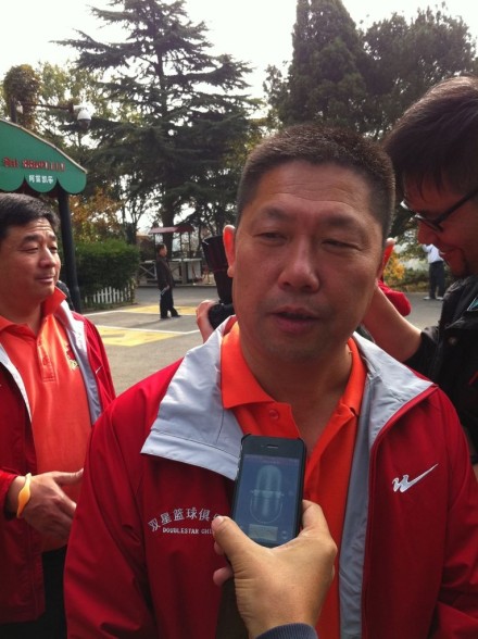 雙星總經理生錫順接受采訪 雙星總經理生錫順接受采訪