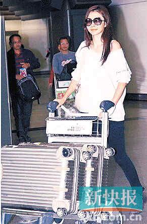 郭富城被曝馬爾代夫求婚成功 與熊黛林燭光晚餐 郭富城被曝馬爾代夫求婚成功 與熊黛林燭光晚餐