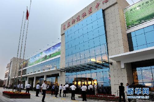 （喜迎十八大）（1）山東：首個新型集聚社區中心啟用