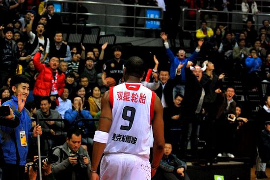 麥蒂首秀表現(xiàn)極度驚艷