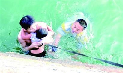 感動(dòng)青島十佳人物評(píng)選開(kāi)始 接受社會(huì)推薦