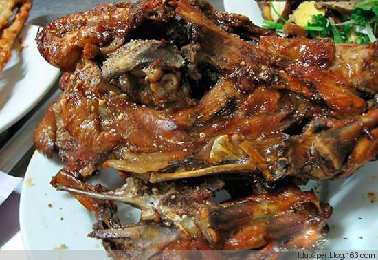 在農村偷狗被抓到就是這下場！