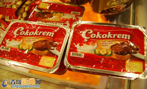 各國(guó)美食青島爭(zhēng)艷:泰國(guó)椰子球臺(tái)灣魚(yú)子醬惹人垂涎