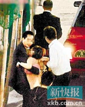 曝霍啟剛與“新歡”相識細節 男方酒吧主動搭訕