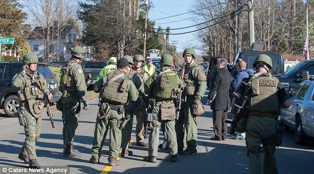 美國小學發生槍擊案 美國小學發生槍擊案