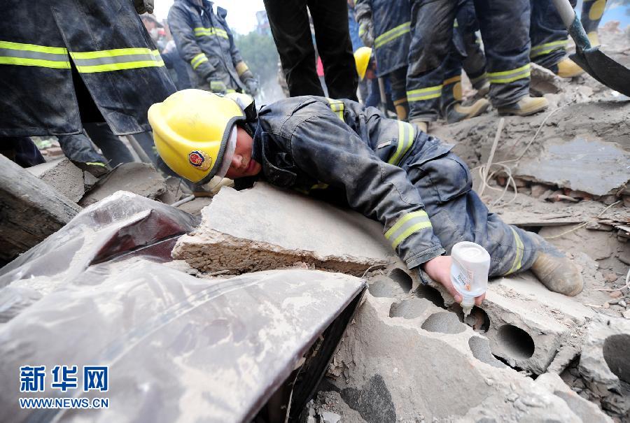 （新華網）（1）寧波塌樓事故導致一死一傷