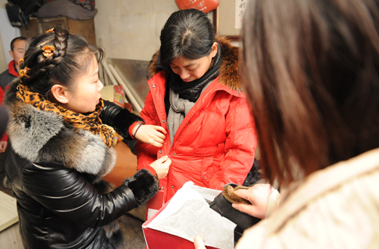 美貌廠花精神失常流浪街頭 丈夫曾養小三