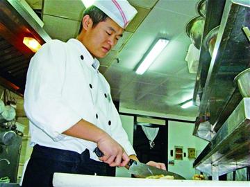 撿500萬(wàn) 眼沒紅獎(jiǎng)8000元 他不要 撿500萬(wàn) 眼沒紅獎(jiǎng)8000元 他不要