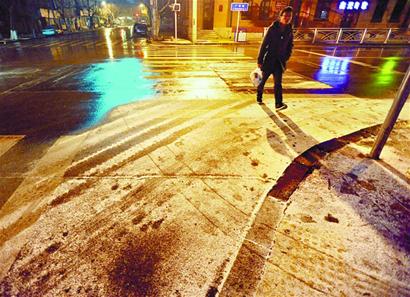 北風吹 雪花飄 寒意濃 北風吹 雪花飄 寒意濃