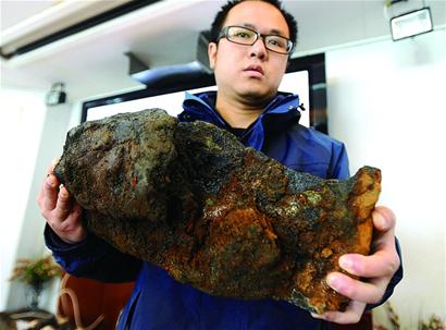 大洋一號帶回?cái)?shù)噸海底寶貝 大洋一號帶回?cái)?shù)噸海底寶貝