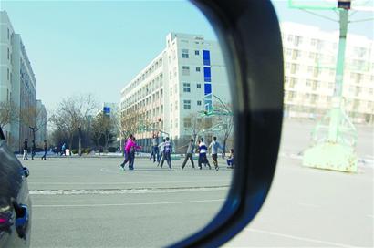 高?，F蹭飯蹭課一族