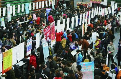 今年養老金或九連漲 企業建立工資增長機制