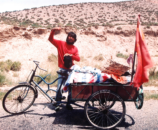 小麥島流浪王 中國阿甘騎三輪走中國 小麥島流浪王 中國阿甘騎三輪走中國