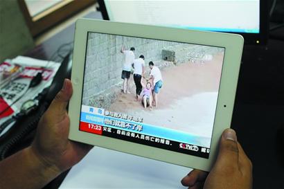 于佳、郭鵬飛、楊興魯昨在太平角一路救人礁石上再聚首 壯舉改變了他們的生活