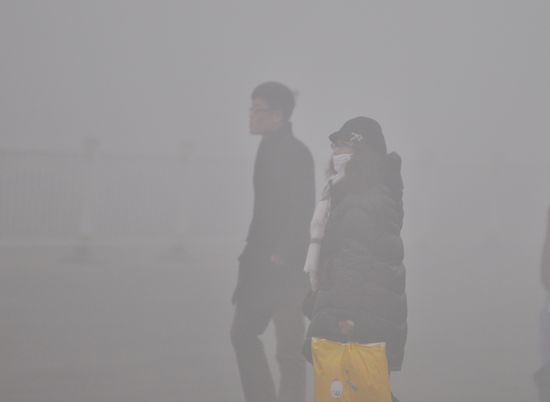 首發:今年最嚴重大霧鎖島城 高速全封閉