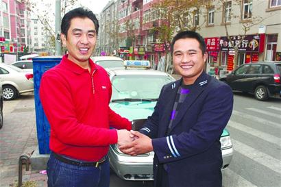 連闖紅燈 搶回一條生命 連闖紅燈 搶回一條生命