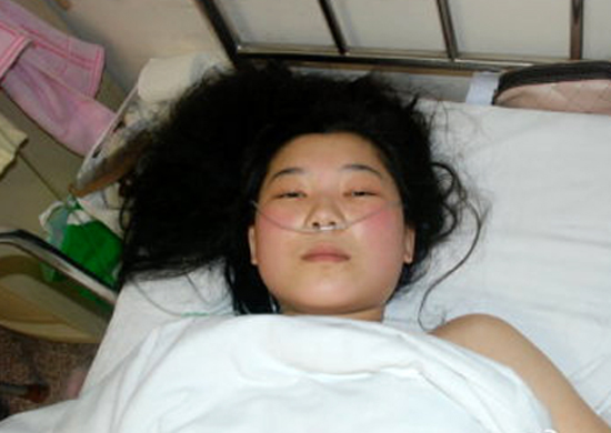 青島女孩北京墜樓 愛心網友微博救助