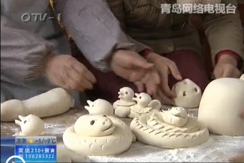 平度農婦巧手做花饃 平度農婦巧手做花饃