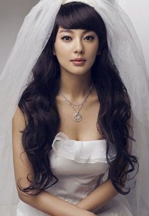 明星情侶當街爭吵內幕：高圓圓質問趙又廷未果甩手走人