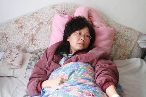 鼠標一點愛心滿滿 網(wǎng)事如歌用愛托起年輕生命