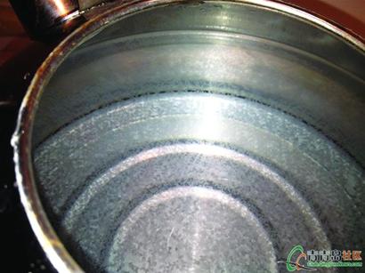 200項(xiàng)檢測(cè)把關(guān)自來水 兩大水庫原水總氮超標(biāo) 200項(xiàng)檢測(cè)把關(guān)自來水 兩大水庫原水總氮超標(biāo)