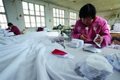 放心口罩原來都有“身份證” 放心口罩原來都有“身份證”