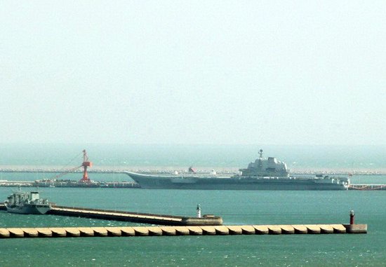 航母試航指揮：遼寧艦今年或?qū)⑦M(jìn)行遠(yuǎn)海試驗