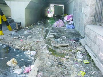 26處“臟亂差”登上曝光臺 26處“臟亂差”登上曝光臺