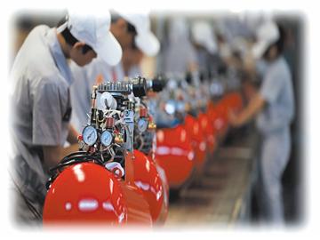 大學生“回爐”漸熱 大學生“回爐”漸熱